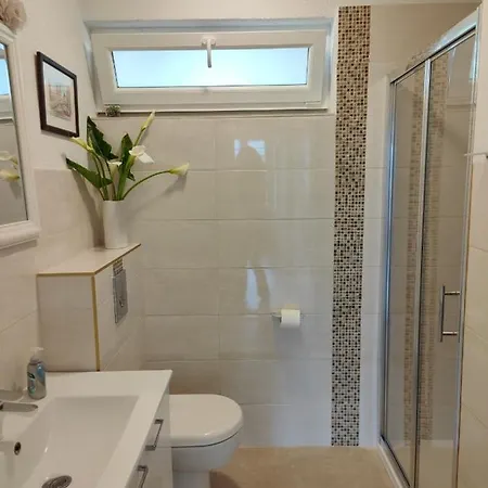 Kika Apartman *