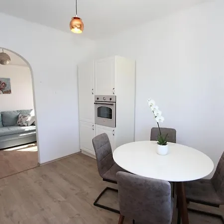 Apartment Kika *